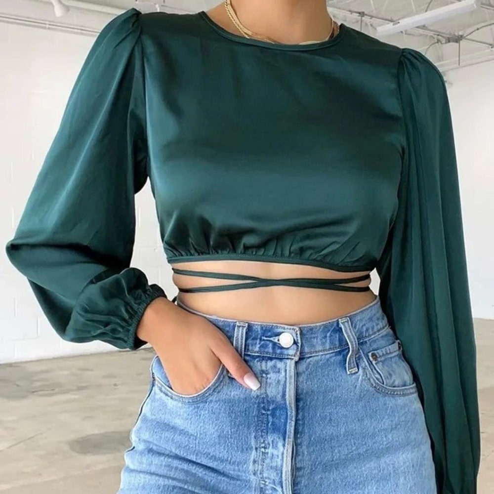 Like New! Women’s Dark Green Satin Crop Top w/ Open Back Size Small